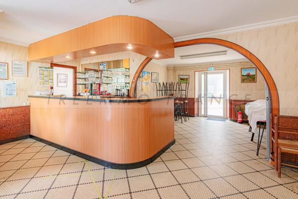 Autre 10 pièce(s) 8 chambre(s) 368 m²