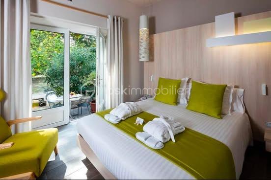 Domaine de 1 500 m²