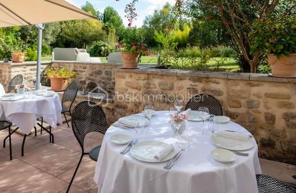 Domaine de 1 500 m²