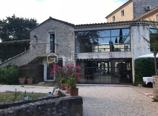 Domaine de 1 500 m²