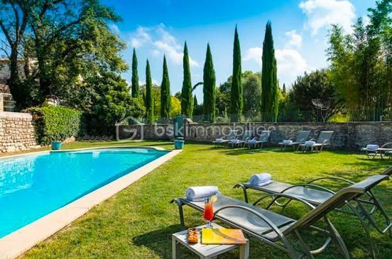 Domaine de 1 500 m²