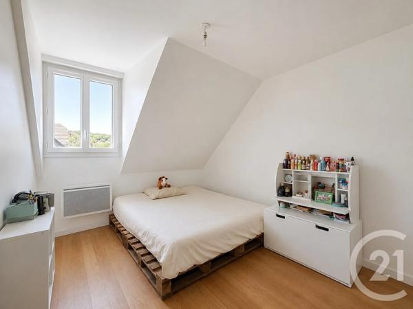 Maison à vendre  6 pièces - 130,44 m 2   MONTMAGNY  - 95
