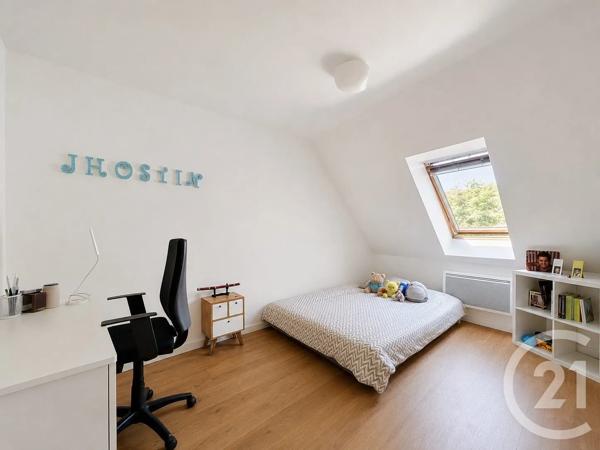 Maison à vendre  6 pièces - 130,44 m 2   MONTMAGNY  - 95