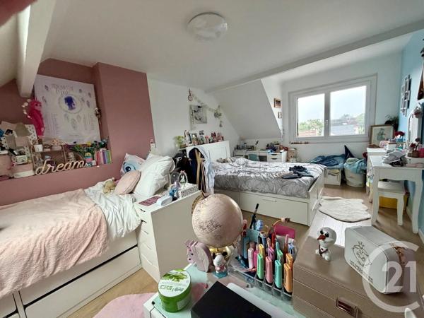 Immeuble à vendre  159 m 2   ARGENTEUIL  - 95