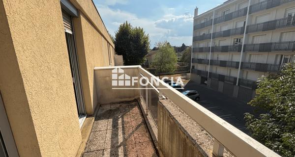Location Appartement 3 pièces 73 m² - Lyon 69005