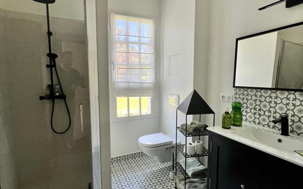 Maison à vendre    6 pièces • 295 m2 Nesles-la-Vallée