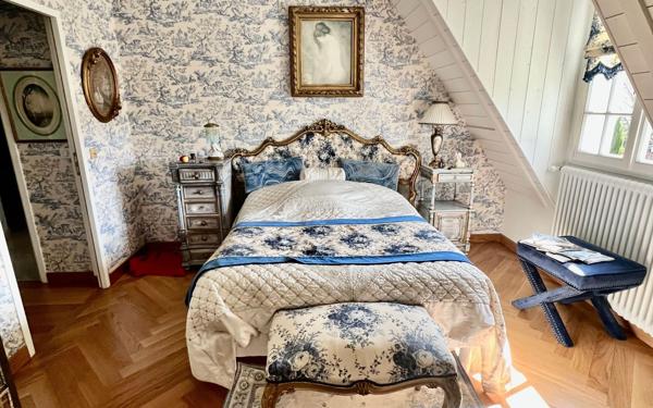 Maison à vendre    6 pièces • 295 m2 Nesles-la-Vallée