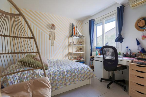 Élégante maison familiale avec espace réception et piscine – Baillargues