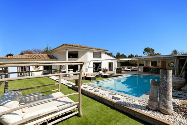 Maison contemporaine CALAS