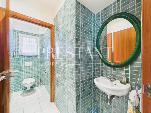Biarritz -Belle maison basque contemporaine de 230m2 avec jardin à proximité du centre ville, BIARRITZ