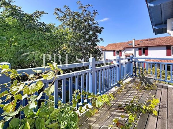 Biarritz -Belle maison basque contemporaine de 230m2 avec jardin à proximité du centre ville, BIARRITZ