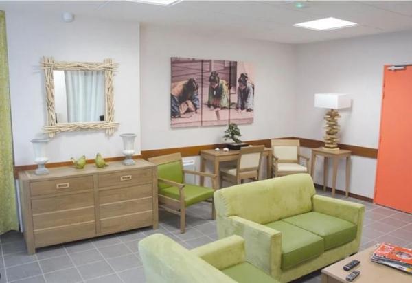 INVESTISSEMENT LOCATIF – OSNY – Résidence Seniors Domus Vi Les Templitudes la Roseraie*** - 5,52% de rentabilité