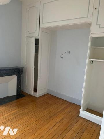 Bel appartement T4 de 95 m2 avec balcon, jardin et 2 caves