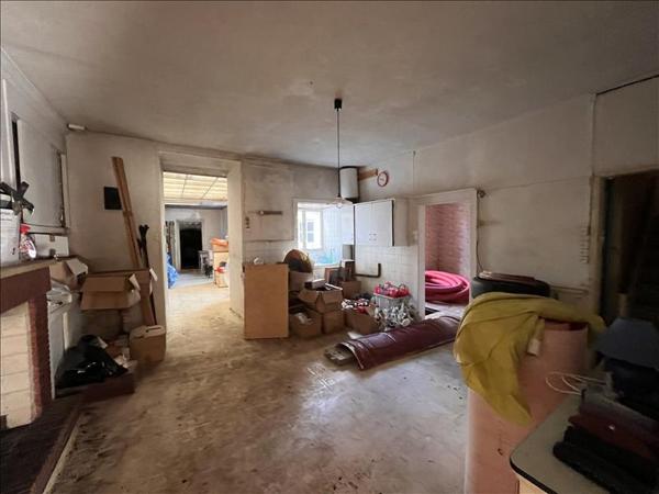 Maison à vendre |  Châlus |  5 pièces | 138 m²