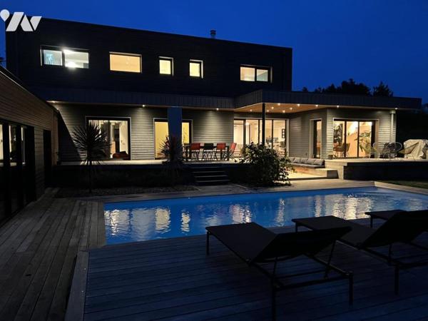 Maison d'architecte avec piscine 