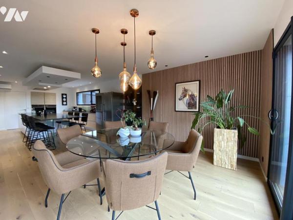 Maison d'architecte avec piscine 