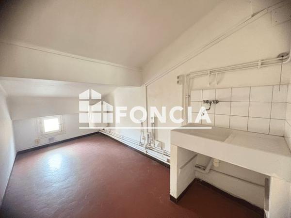 Location Studio 15.66 m² - 97-99 COURS LAFAYETTE Toulon 83000