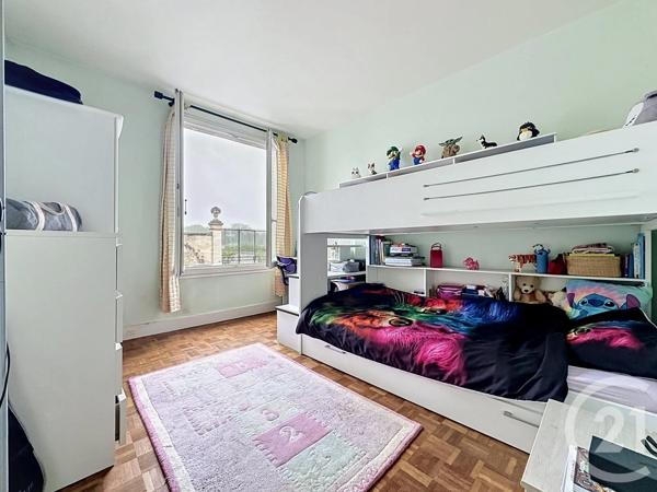 Appartement F4 à vendre  4 pièces - 80,04 m 2   VERSAILLES  - 78