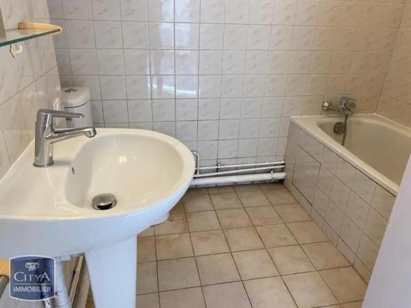 Appartement à louer 1 pièce 30m² Tours (37000)