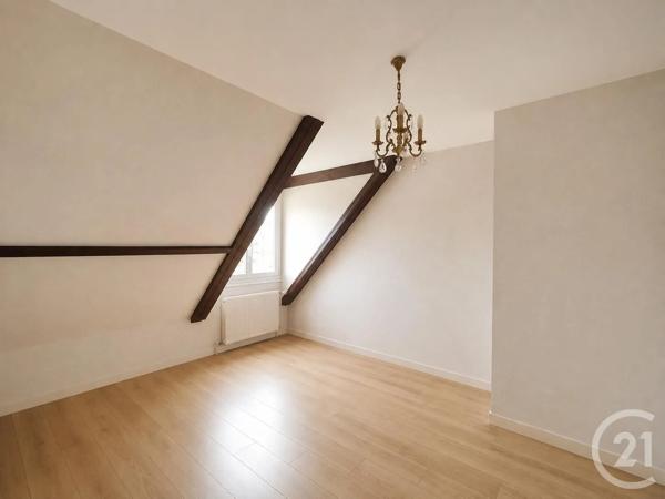 Maison à vendre  4 pièces - 118,13 m 2   COMBLEUX  - 45