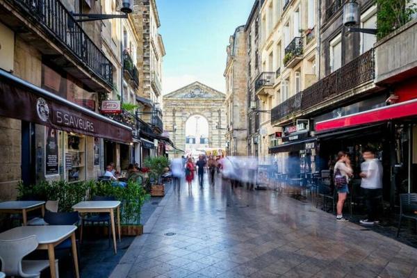 Local commercial de 80 m² à louer à Bordeaux