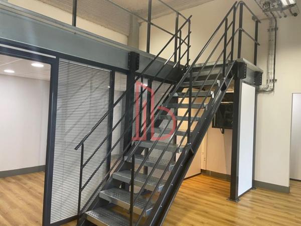 Bureau de 210 m² à louer à Bordeaux Sud-Ouest