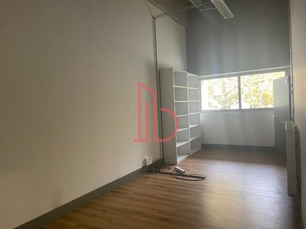 Bureau de 210 m² à louer à Bordeaux Sud-Ouest