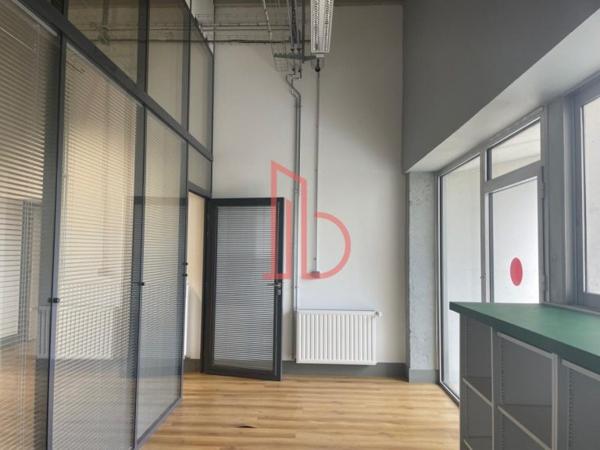 Bureau de 210 m² à louer à Bordeaux Sud-Ouest