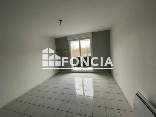 Location Appartement 2 pièces 42.22 m² - 24 A 32 RUE DU 8 MAI 1945 La Queue En Brie 94510