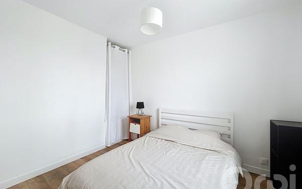 Appartement à louer    2 pièces • 143,34 m2 Alfortville