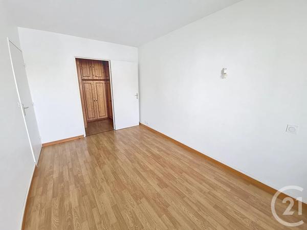Appartement F3 à vendre  3 pièces - 69,07 m 2   BRETIGNY SUR ORGE  - 91