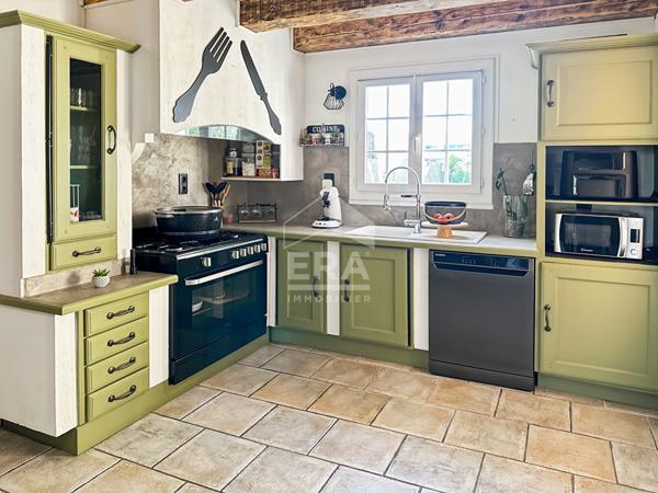 Maison familliale sur Châteaurenard 3 chambres avec grand terrain.