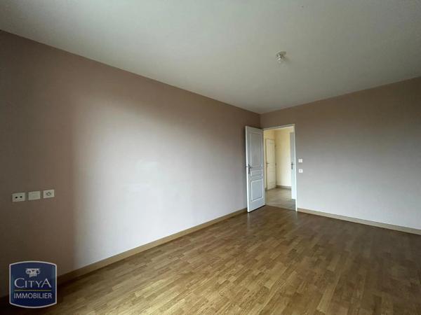 Appartement à louer 4 pièces 96.57m² Chartres (28000)