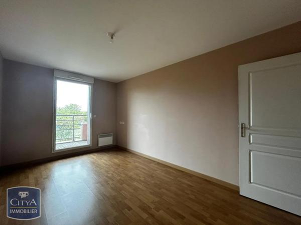 Appartement à louer 4 pièces 96.57m² Chartres (28000)
