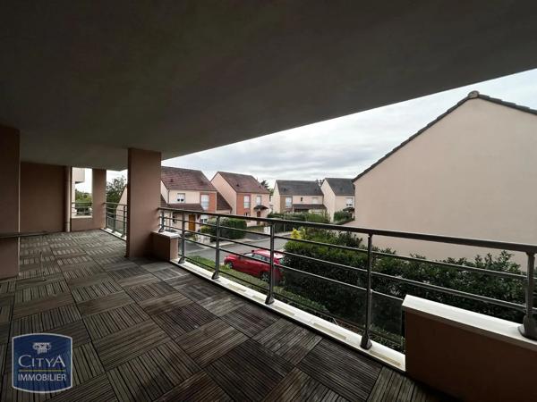 Appartement à louer 4 pièces 96.57m² Chartres (28000)