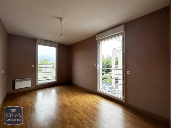 Appartement à louer 4 pièces 96.57m² Chartres (28000)