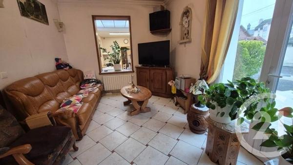 Maison à vendre  4 pièces - 156 m 2   GOURNAY EN BRAY  - 76