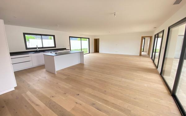 Maison à vendre    5 pièces •  Montauban