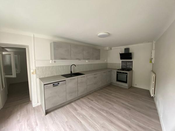 Maison Niort 5 pièce(s) 117.68 m2