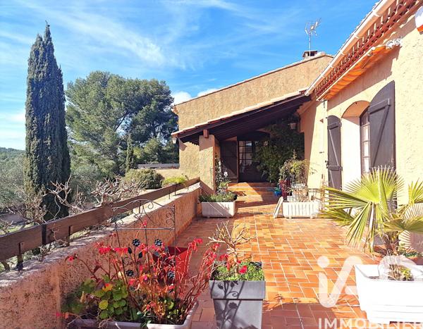 Maison à vendre 8 pièces 222 m² Bandol