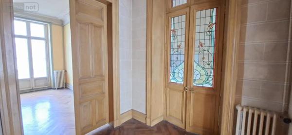 Achat - Appartement Angers 49100 2 pièces 82 m 2 360 m 2
