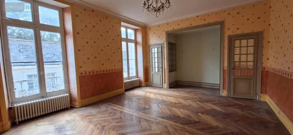Achat - Appartement Angers 49100 2 pièces 82 m 2 360 m 2
