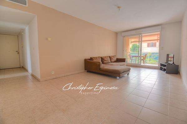 Exclusivité, T3, 67m2 + Terrasse 10m2 + Garage , résidence de 2007