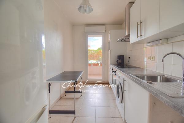 Exclusivité, T3, 67m2 + Terrasse 10m2 + Garage , résidence de 2007