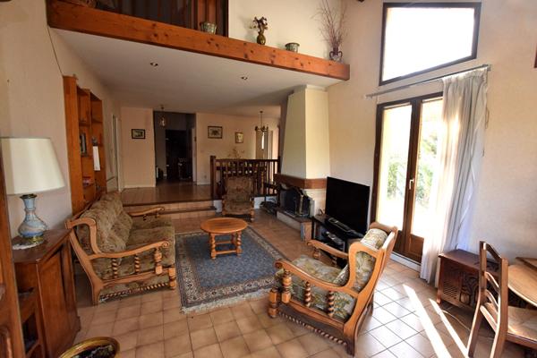 Maison Gif Sur Yvette