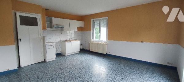 T2-cabine de 51m² à rénover avec balcon, jardin et parking dans petite copropriété à STELLA-PLAGE