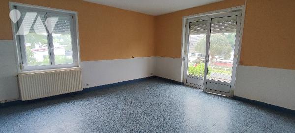 T2-cabine de 51m² à rénover avec balcon, jardin et parking dans petite copropriété à STELLA-PLAGE