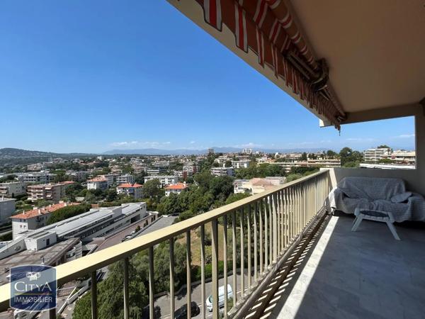 Appartement à louer 2 pièces 59.08m² Antibes (06160)