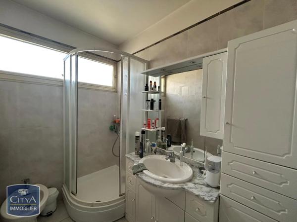 Appartement à louer 2 pièces 59.08m² Antibes (06160)