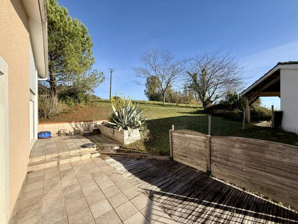 Coup de cœur – Villa avec piscine sur les hauteurs de Villeneuve-sur-Lo